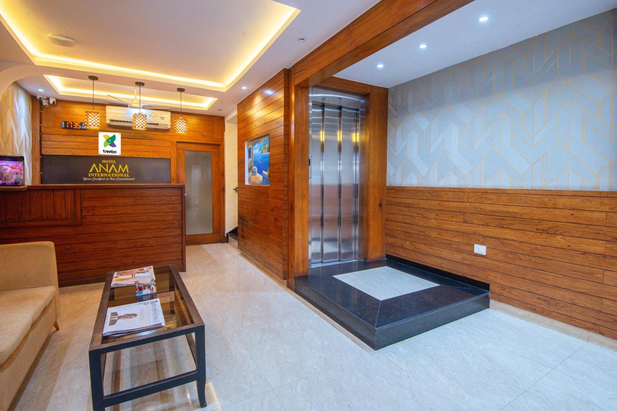Treebo Anam International Hotel Мумбай Екстериор снимка
