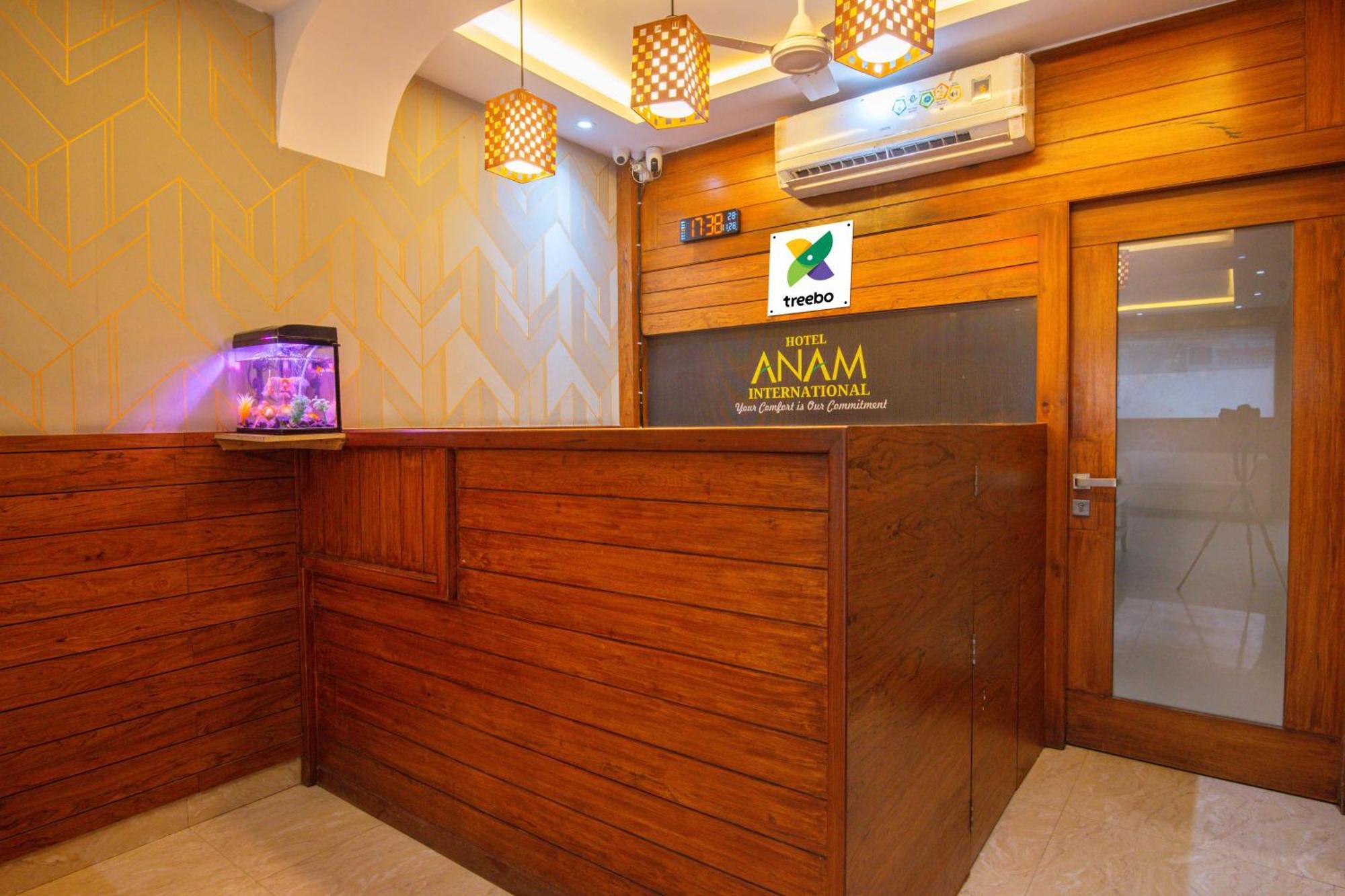 Treebo Anam International Hotel Мумбай Екстериор снимка